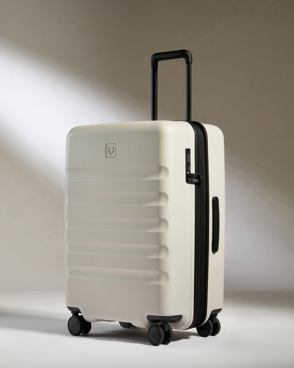 EXPANDABLE CABIN SUITCASE